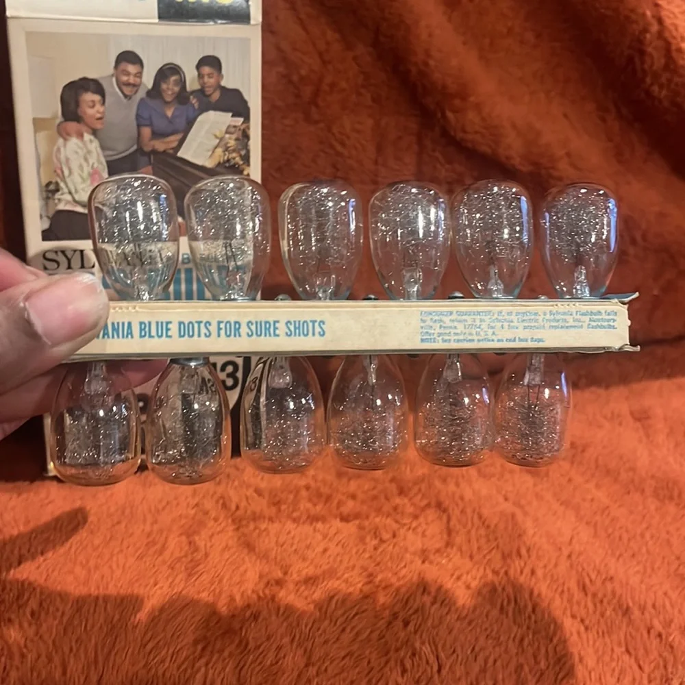 Sylvania Blue dot flashbulbs ( M3 )